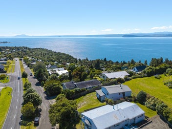 Simply Stunning Lake Views