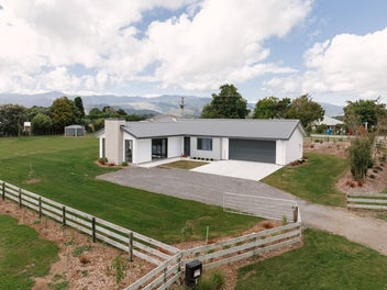 Escape from the Noise to this Tranquil Beauty