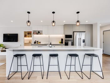 Style-Forward Showstopper