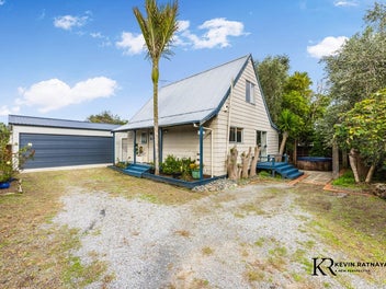 BIG Garage - Cozy Living
