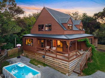 Home & Relocatable Cabin!