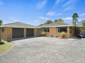 Family Comfort with Entertainer Appeal