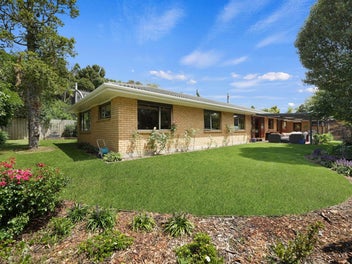 Family Comfort with Entertainer Appeal