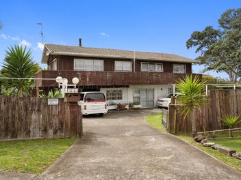 Waterfront Do-Up Opportunity – HOME & INCOME SCOPE