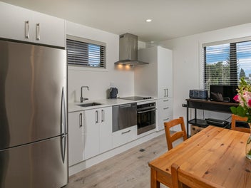 Convenient Peninsula Living Starts Here!