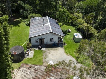 Rural Calm Close to the Coast