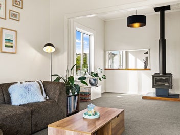 Warm & Modernised - Not Yet Under Offer!