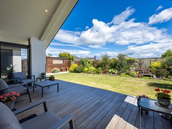 Architectural Elegance in an Exclusive Location