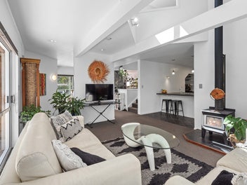 Four Bedroom Home with a Small Lifestyle Section