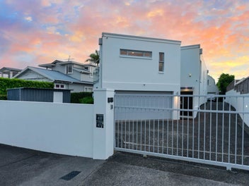 The Ultimate Home With A Coastal Edge