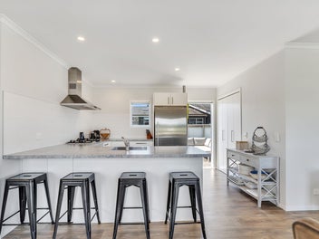 Immaculate A1 Build Near the Beach!