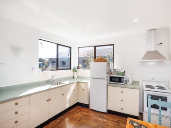 A knock out on Norton!