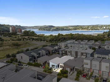 Everything Flows on One Level