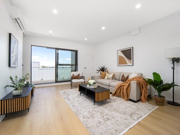 Asking price - $799,000! Last one available