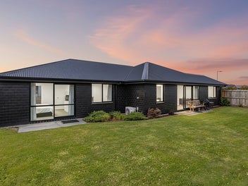 Stylish Family Home with 2nd Living Area