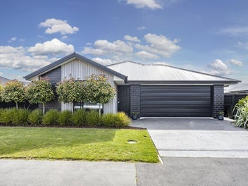 Stylish Family Home with 2nd Living Area