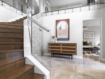 Great Location! Privacy & Smart Luxury