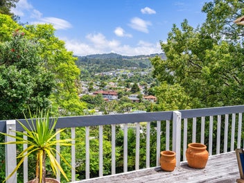 Vendor has purchased - must be sold!