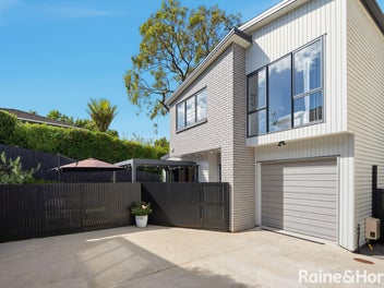 Open Home this Sunday, 12.30pm
