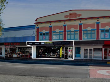 Image 1 of 7