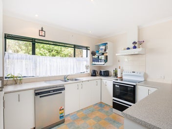 Spacious and stylish townhouse living