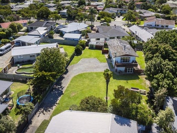 Private, Elevated Living In Taradale
