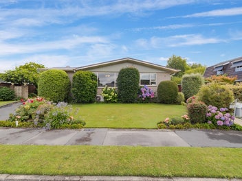 Serious sellers - new home is under construction!