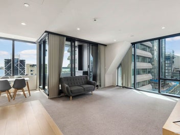 Premium Central Living in Pacifica