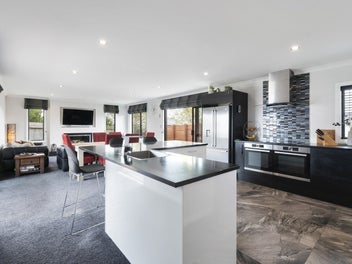 Spacious family home in Fitzherbert