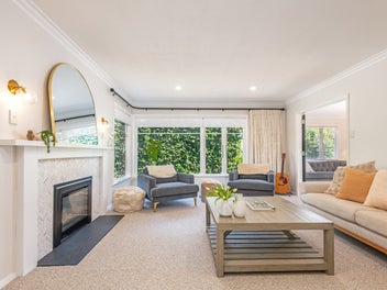 Sun-soaked style in sought-after Hokowhitu