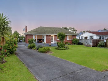 Deceased Estate- An Exceptional Opportunity!