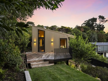 Sustainable Sanctuary with Sleek Sleepout