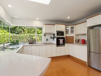 Family-Friendly Fendalton Living
