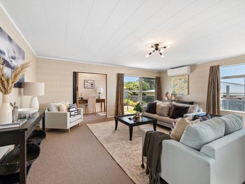 Views, Garaging, Size, Privacy and Sun