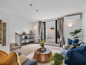 Serious Sale in Premium Parnell