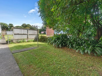 SOLID BRICK POTENTIAL IN HILLCREST