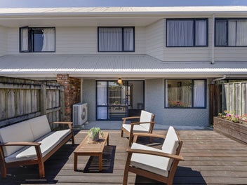 Modern Living or Prime Investment Opportunity