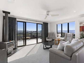 Stylish, Easy Care Living for Professionals