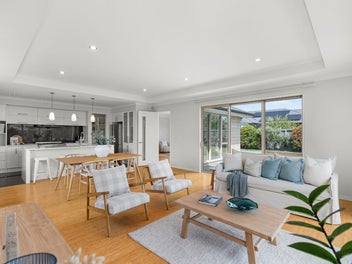 Auckland Bound - Opportunity Found