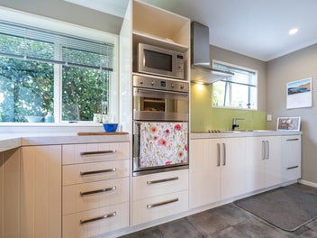 Sunny Standalone Sanctuary