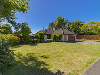 A home that ticks all the boxes!