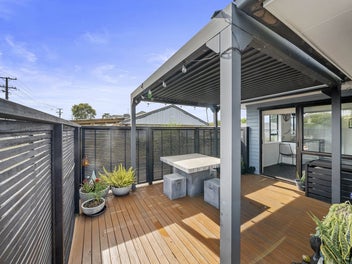 Perfect for Families - 4 Bed & 2 Living