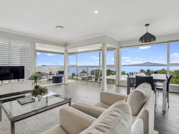 Stunning seaside living in St Heliers
