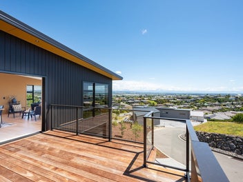 Views, Style & Brand-New Comfort!