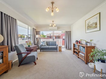 RARE FIND IN BOULCOTT