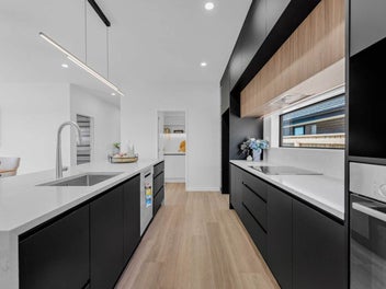 Modern Coastal Living in Clarks Beach