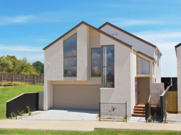 Luxury Living Beside Remuera Golf