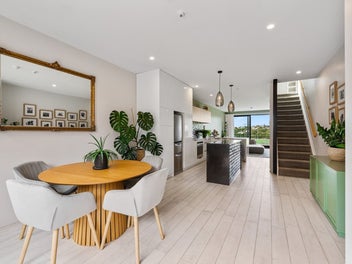 Lock, Leave, Latte in Millwater Central