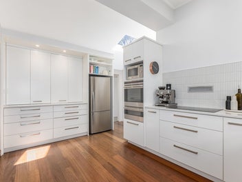 Cute From The Curb, Clever Where It Counts