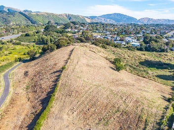 Big Land. Big Potential. Prime Raumati Section.
